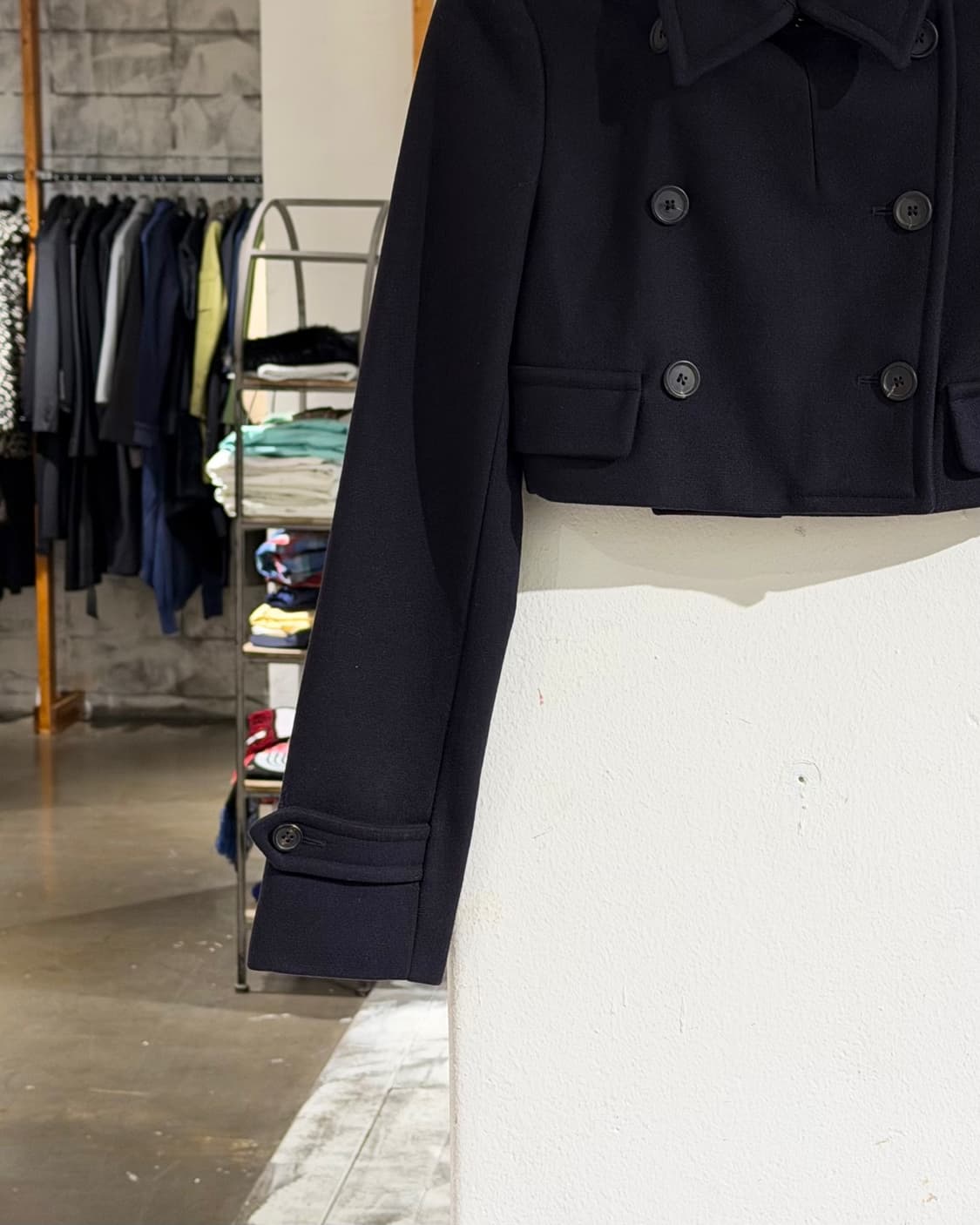 미우미우 다크네이비 더블브레스티드 크롭 피코트 상품이미지5