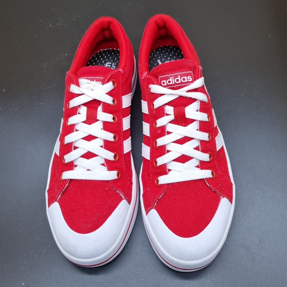 아디다스 브라바다 여성스니커즈 240 상품이미지2