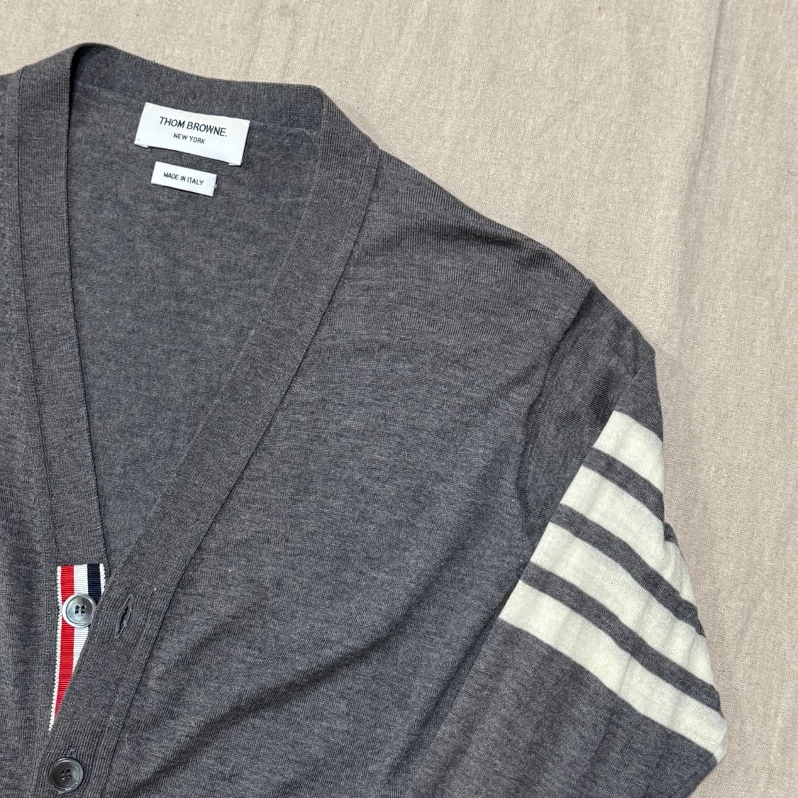 톰브라운 그레이 울 가디건 2 상품이미지2