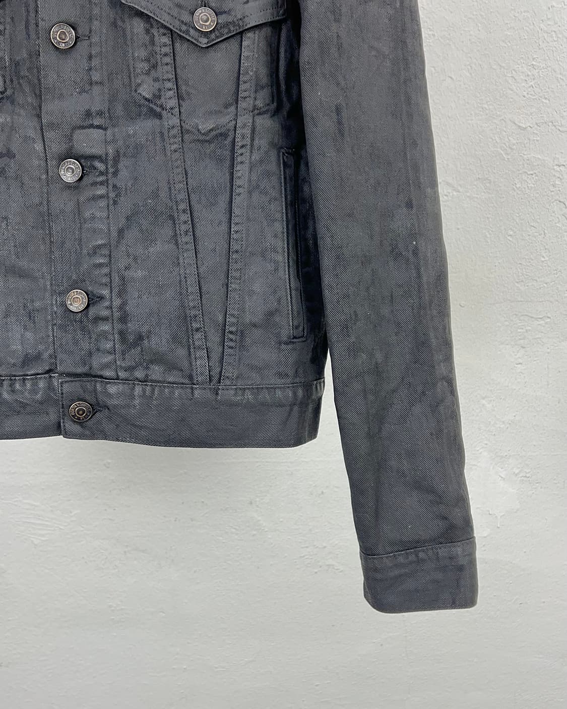 데님 앤 서플라이 블랙 왁스 코팅 블랭크 트러커 데님 자켓 상품이미지5