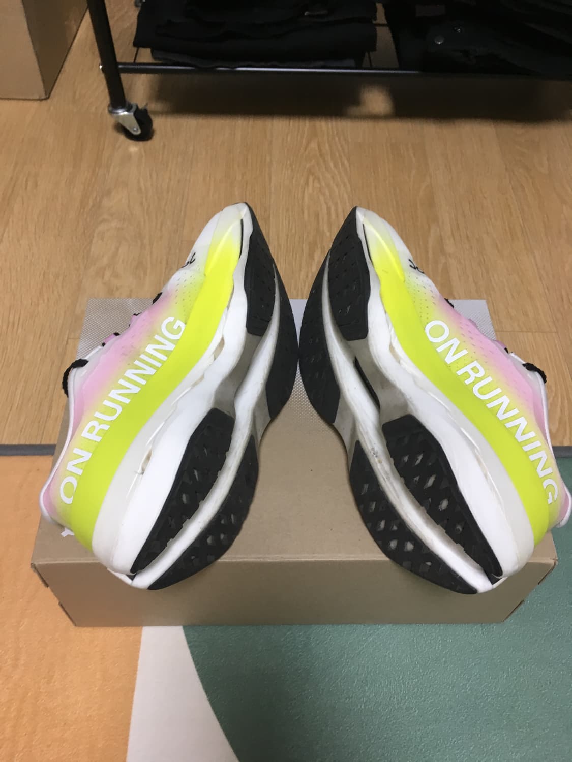 온 클라우드 붐맥스 245 상품이미지3