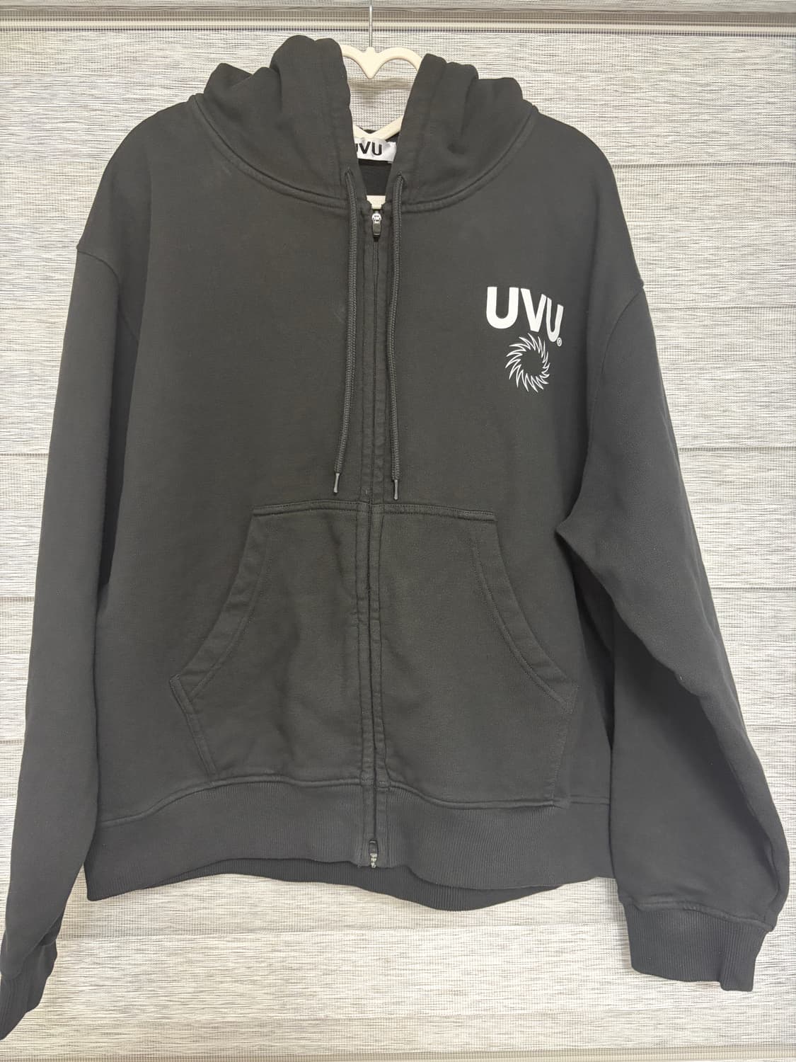 UVU 인시그니아 후드집업 m사이즈 상품이미지2