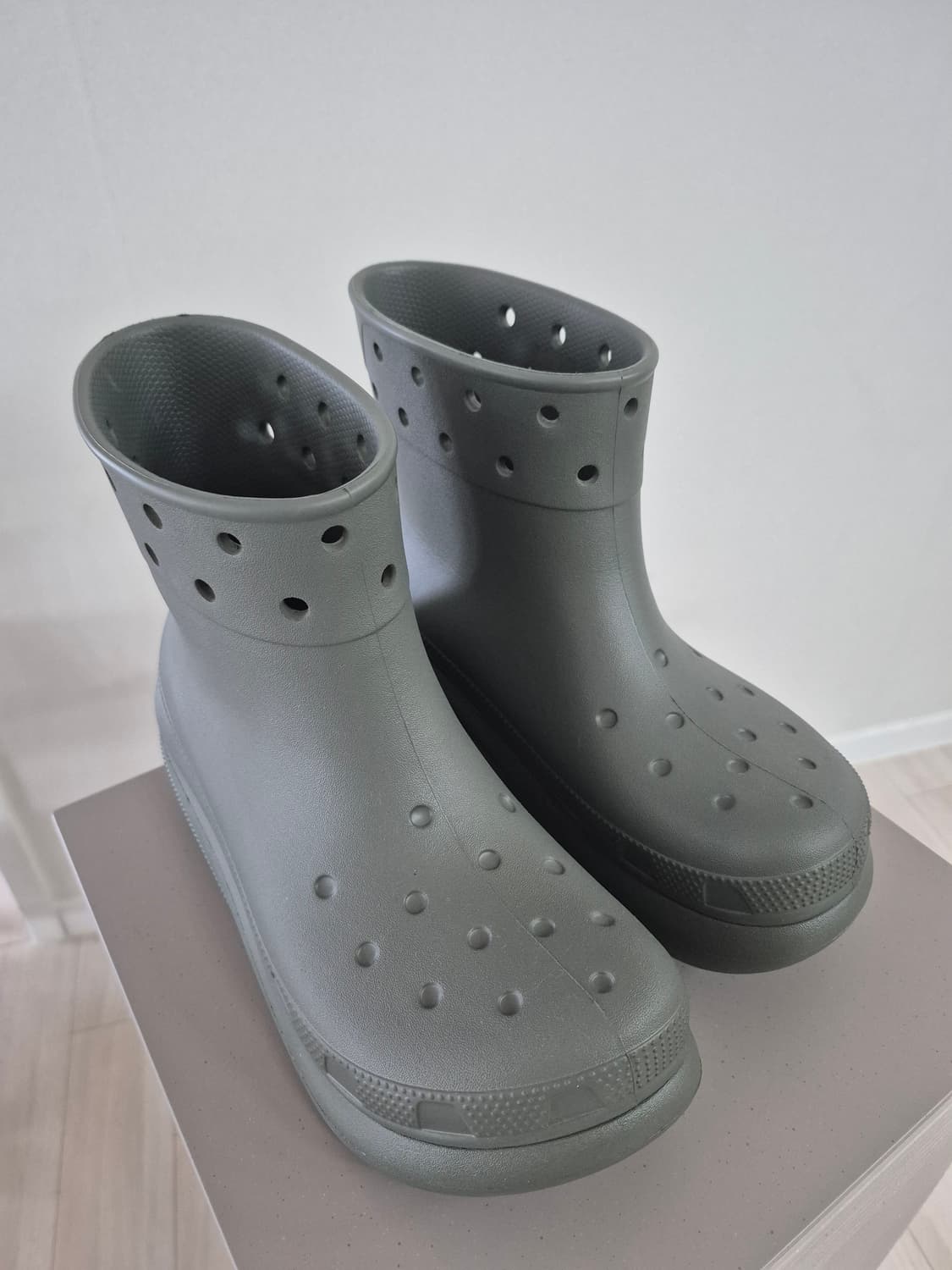 크록스 크러쉬 부츠 그레이 M8/W10 260~265 상품이미지1