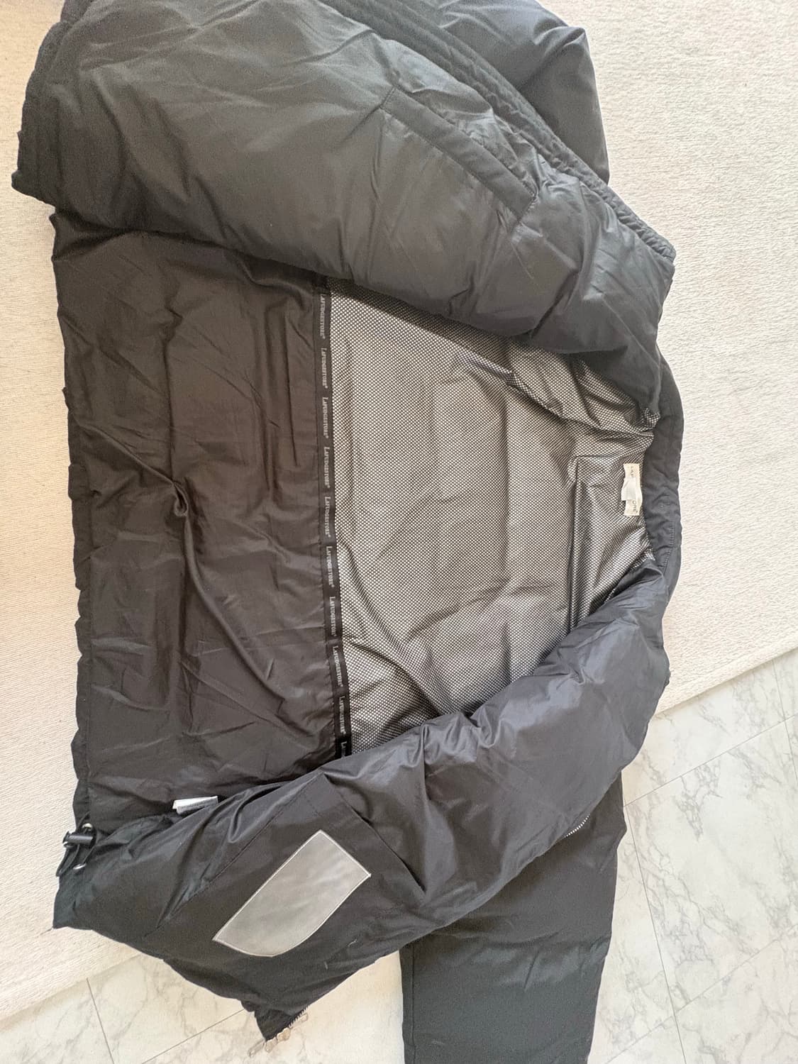 라퍼지스토어 미니멀 패딩 상품이미지2