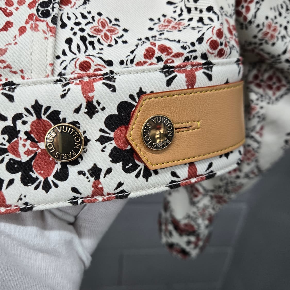 백화점판 / 루이비통 LV 플로랄 모노그램 데님 자켓 36 상품이미지7