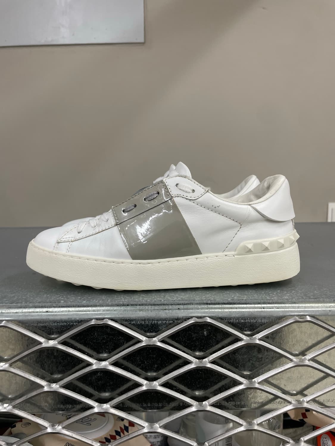 발렌티노 히든스트랩 스니커즈 37 상품이미지1