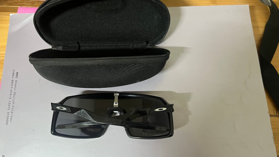 오클리 수트로 선글라스 판매합니다 상품이미지4