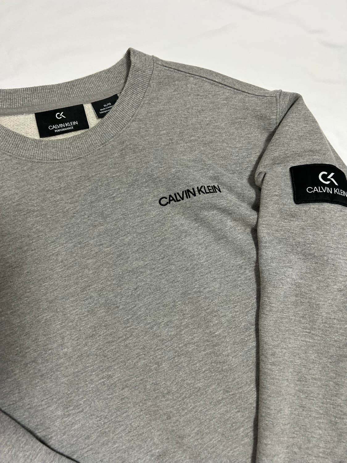 켈빈클라인 맨투맨 상품이미지3