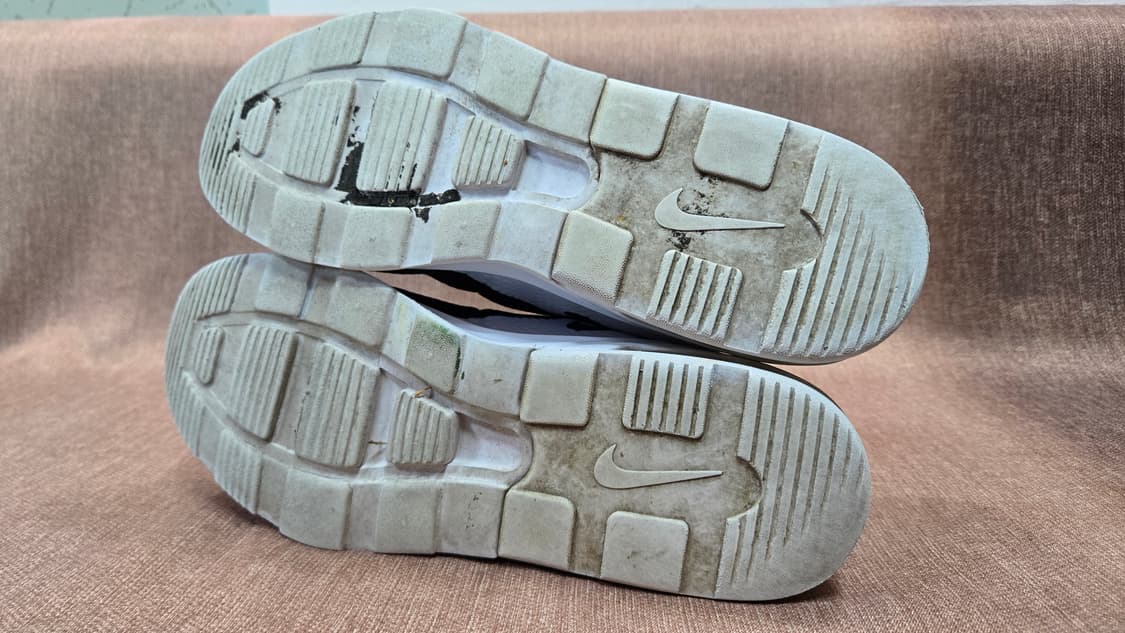 나이키 270mm- 에어맥스모션2 스니커즈 상품이미지6