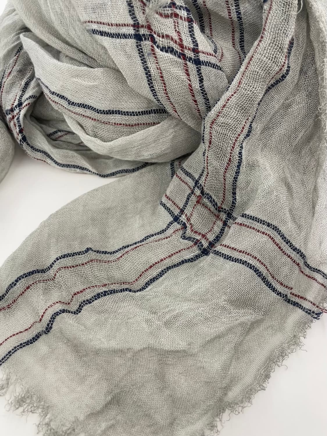 페일 그레이 체크 패턴 머플러 상품이미지2