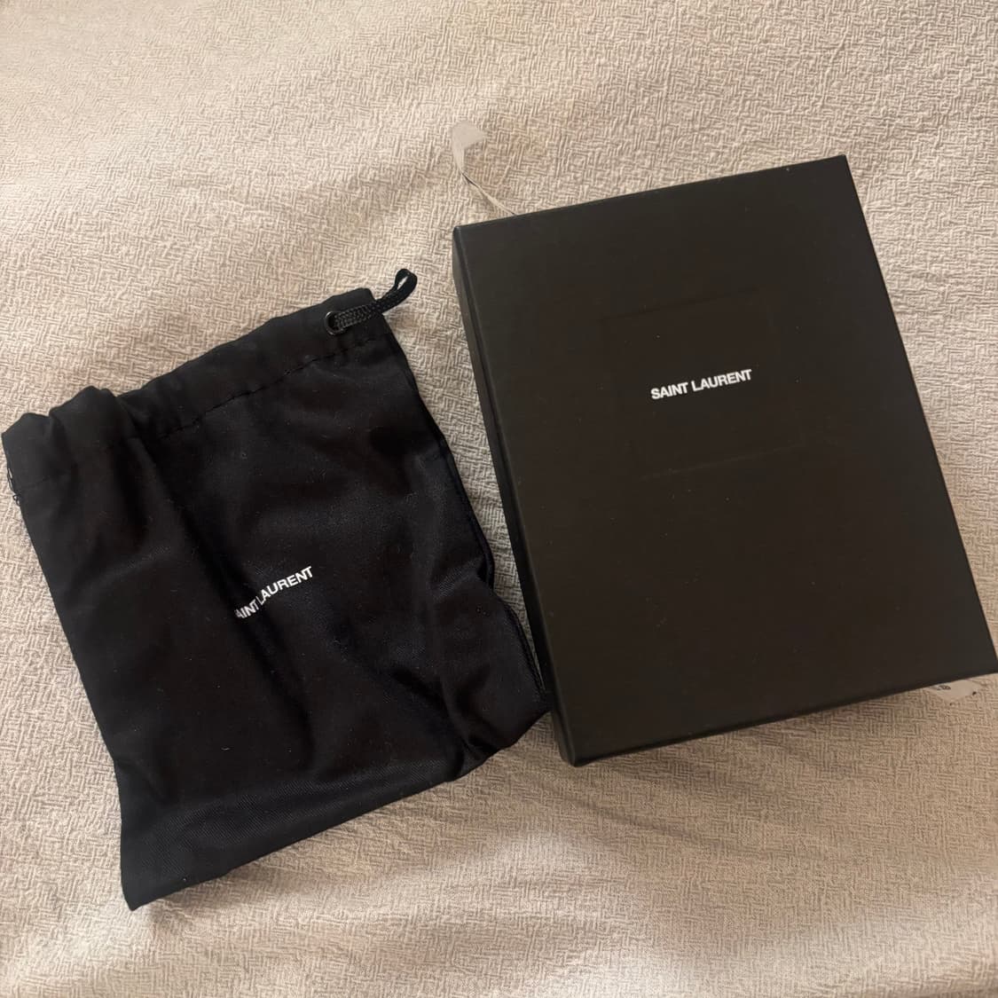 생로랑 남성지갑 상품이미지6