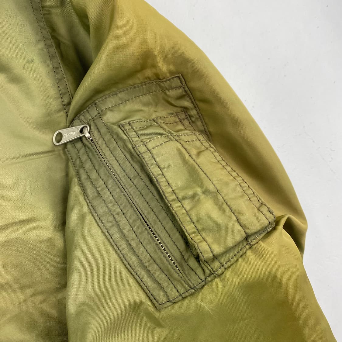 90s 빈티지 리바이스 ma-1 플라이트 항공 점퍼 (107) 상품이미지4