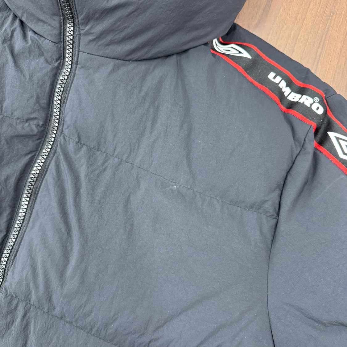 S(95~100) 엄브로 사이드라인 블랙 후드 패딩 자켓 상품이미지7