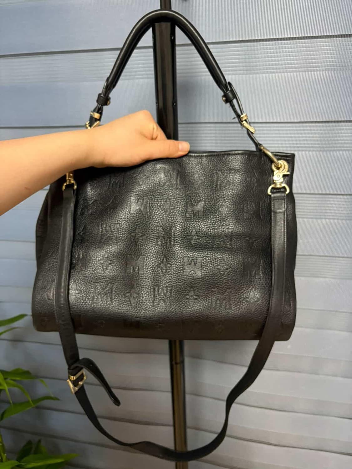 메트로시티 블랙 가죽 숄더백 상품이미지3