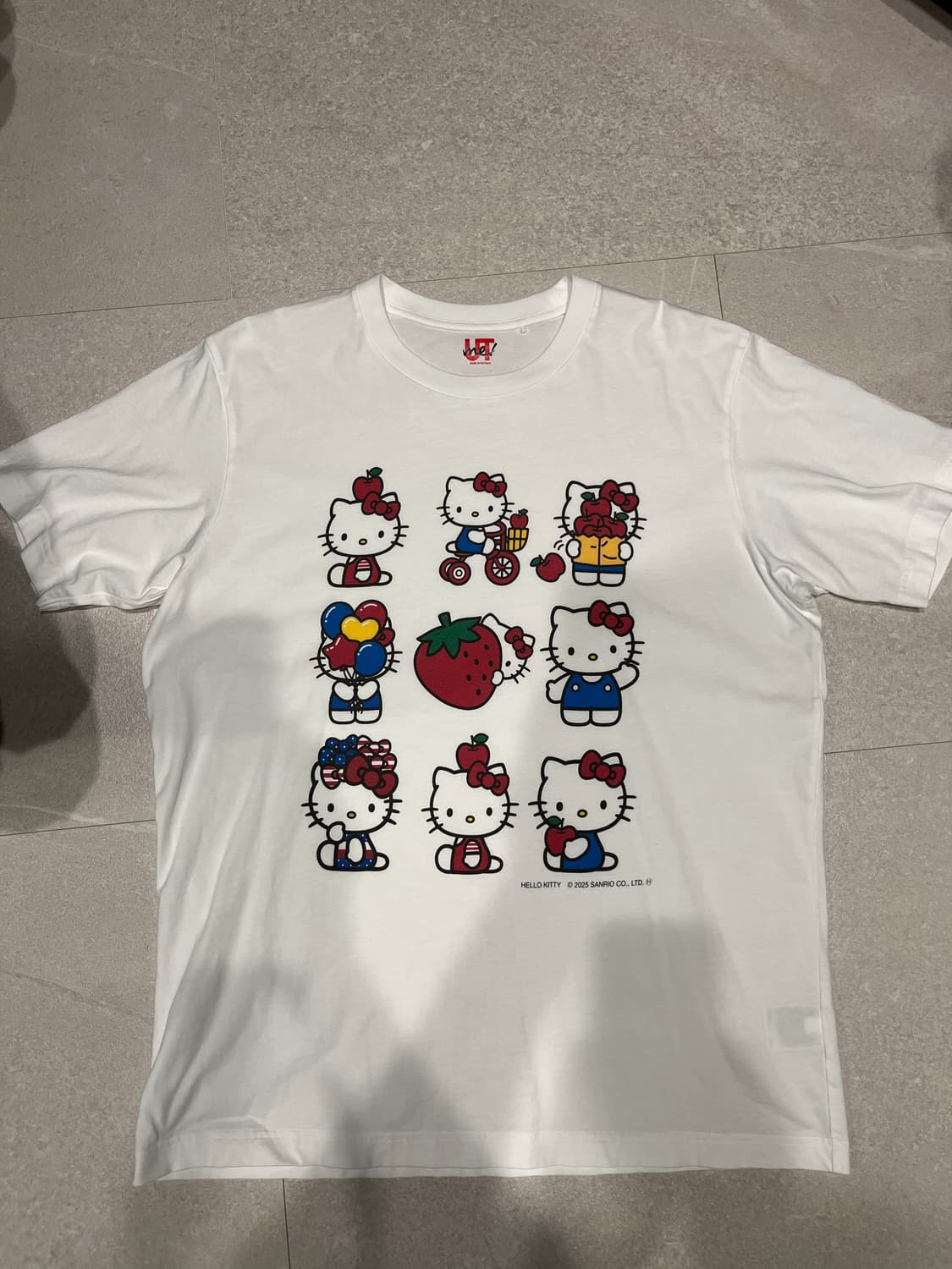 유니클로 산리오 키티 화이트 xl 상품이미지1