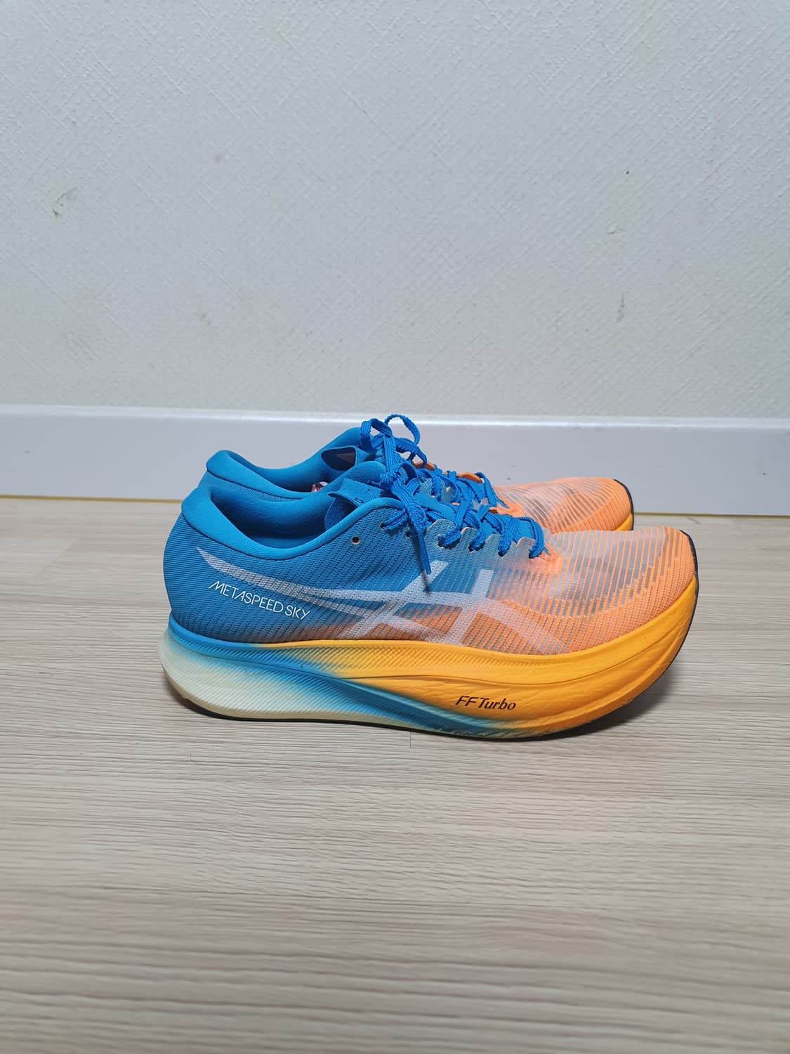 아식스 메타스피드 스카이 러닝화 270 상품이미지1