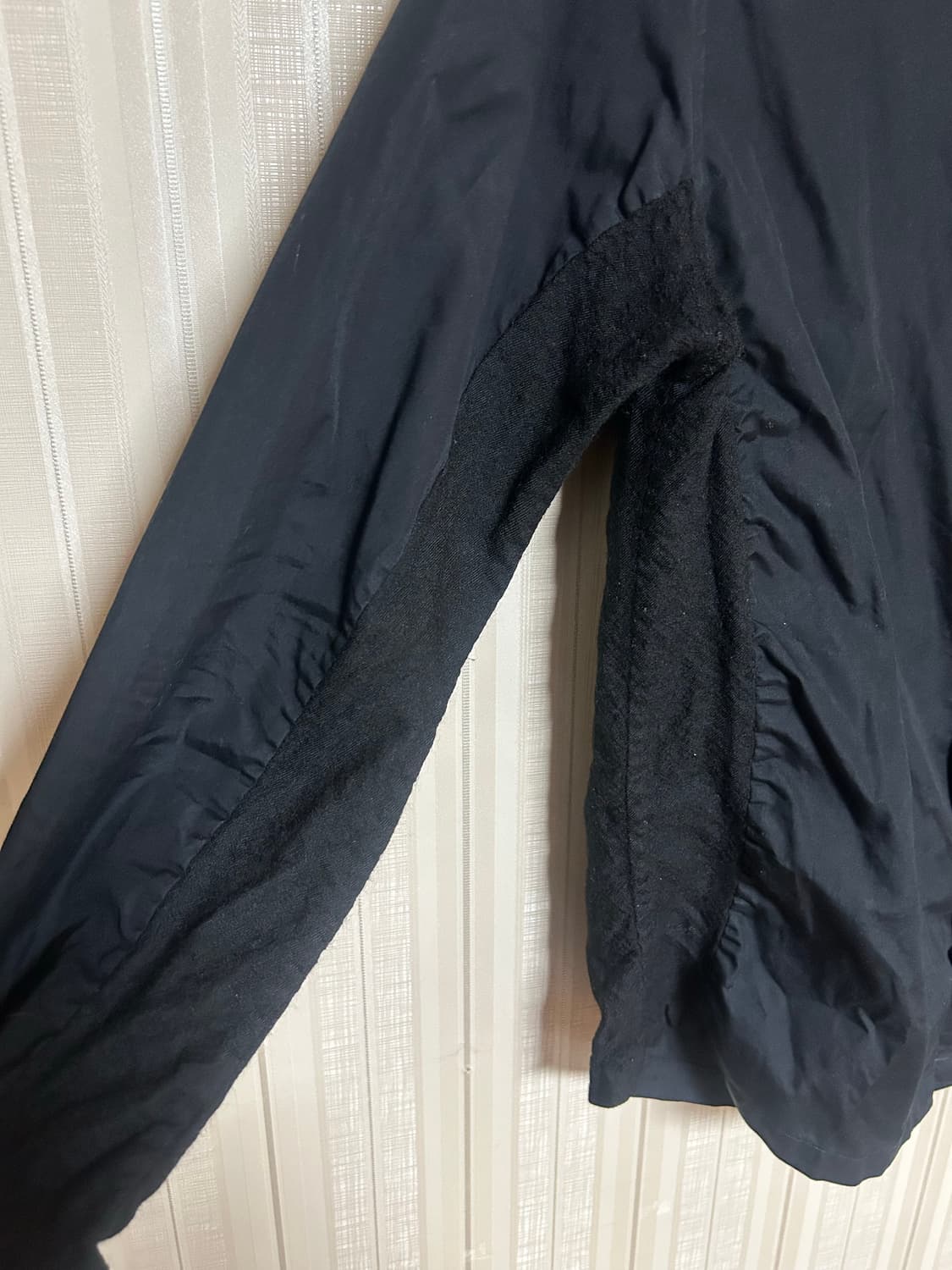 [L] 꼼데가르송 옴므 니트블럭 셔츠 블랙 상품이미지2