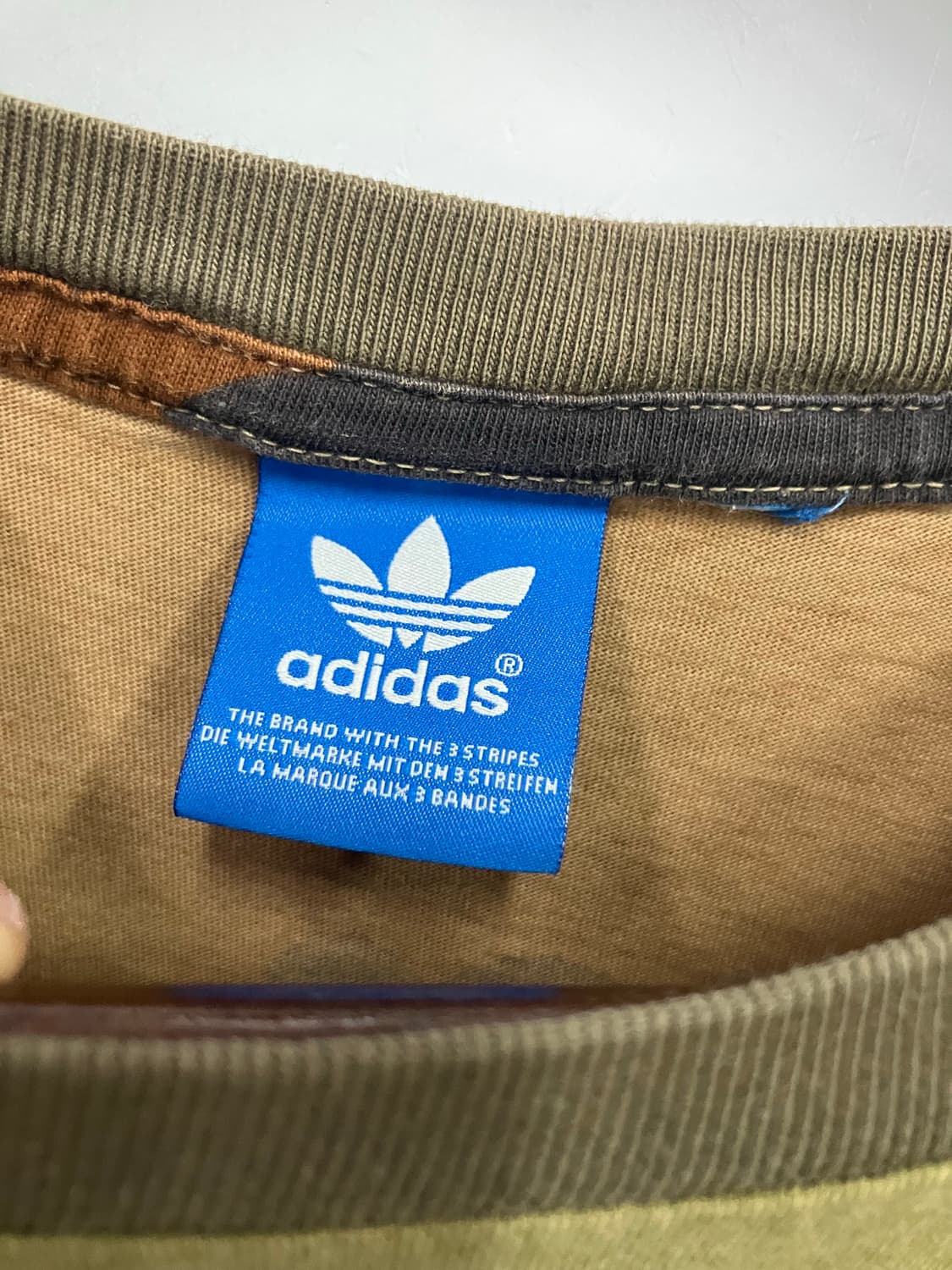 아디다스 밀리터리 반팔티 상품이미지2