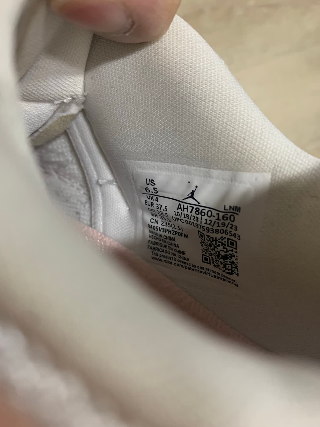 W 에어조던 11 레전드핑크(235) 상품이미지2