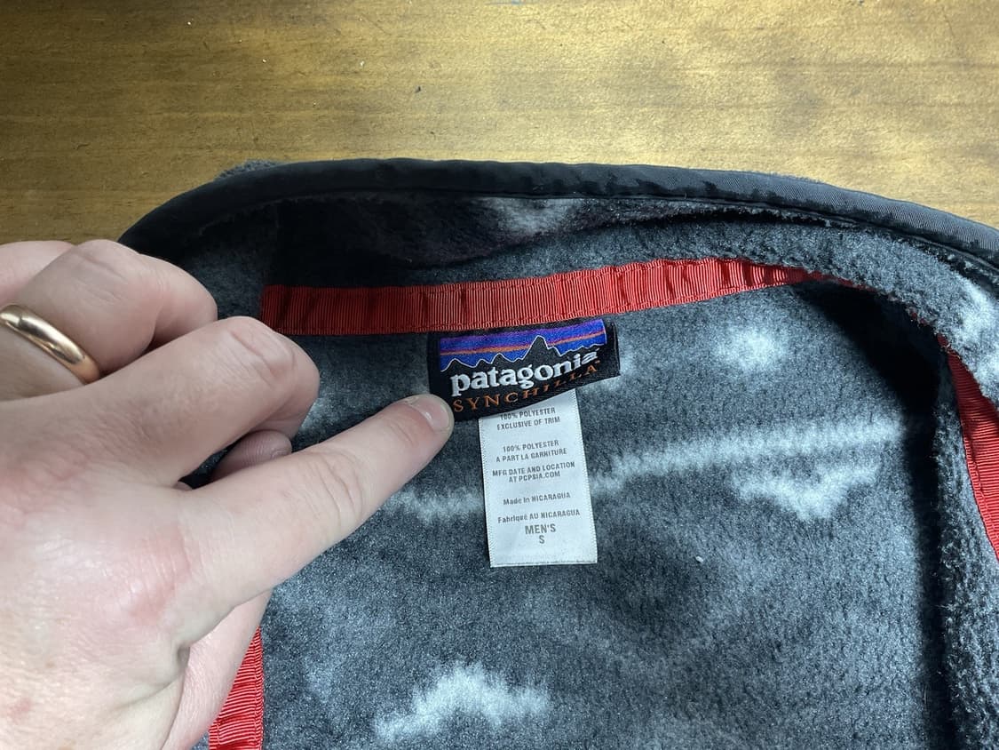 12FW 파타고니아 신칠라 스냅-T 플리스 그레이 에스닉 패턴 상품이미지4