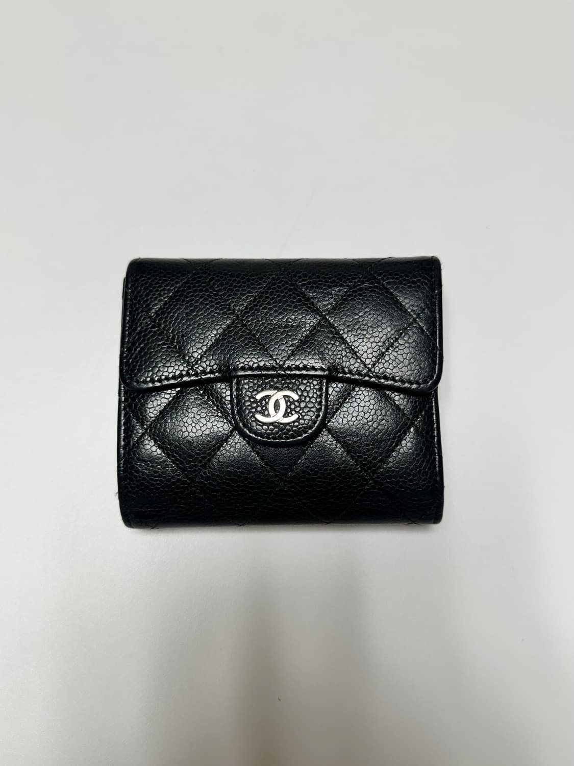 샤넬 클래식 캐비어 반지갑 블랙 은장 풀구성 상품이미지6