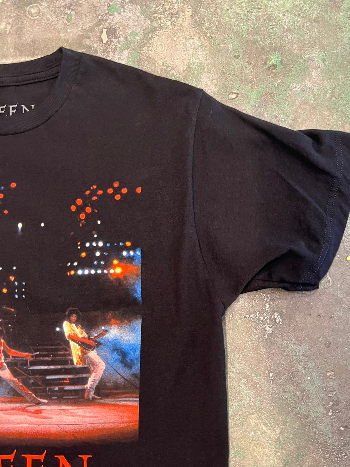 [M] 퀸 QUEEN 밴드 티셔츠 공연 그래픽 반팔 블랙 상품이미지2