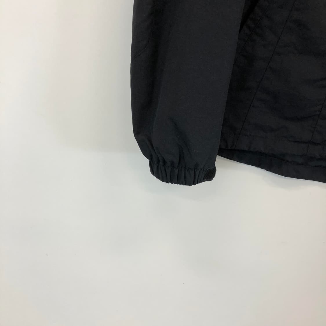 노스페이스 바람막이자켓 90 블랙 상품이미지3