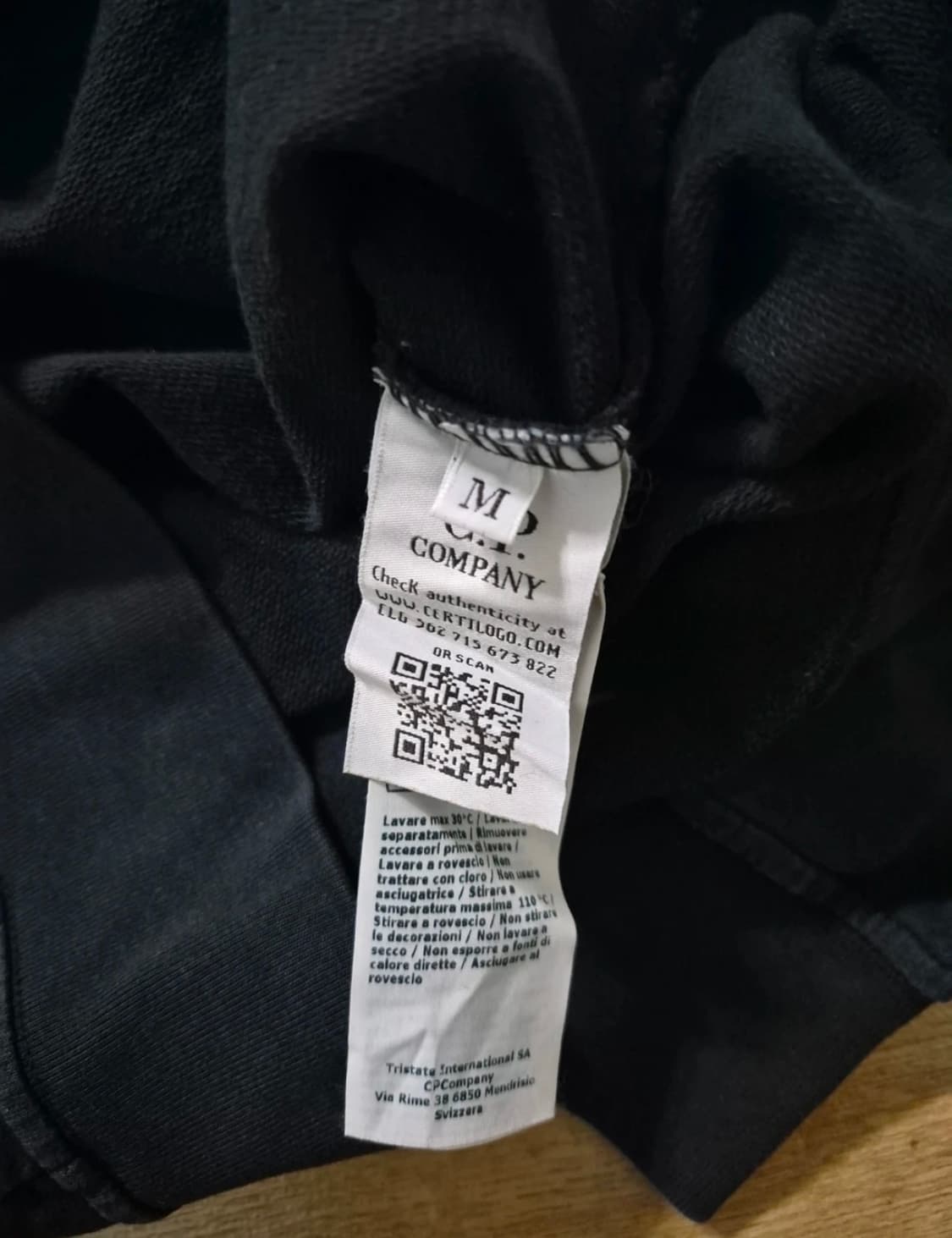 cp컴퍼니 맨투맨 롱슬리브 상품이미지2