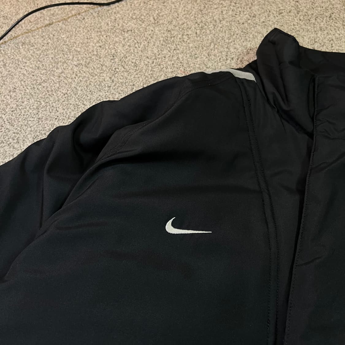 나이키 스우시 트랙 바람막이 점퍼 상품이미지2