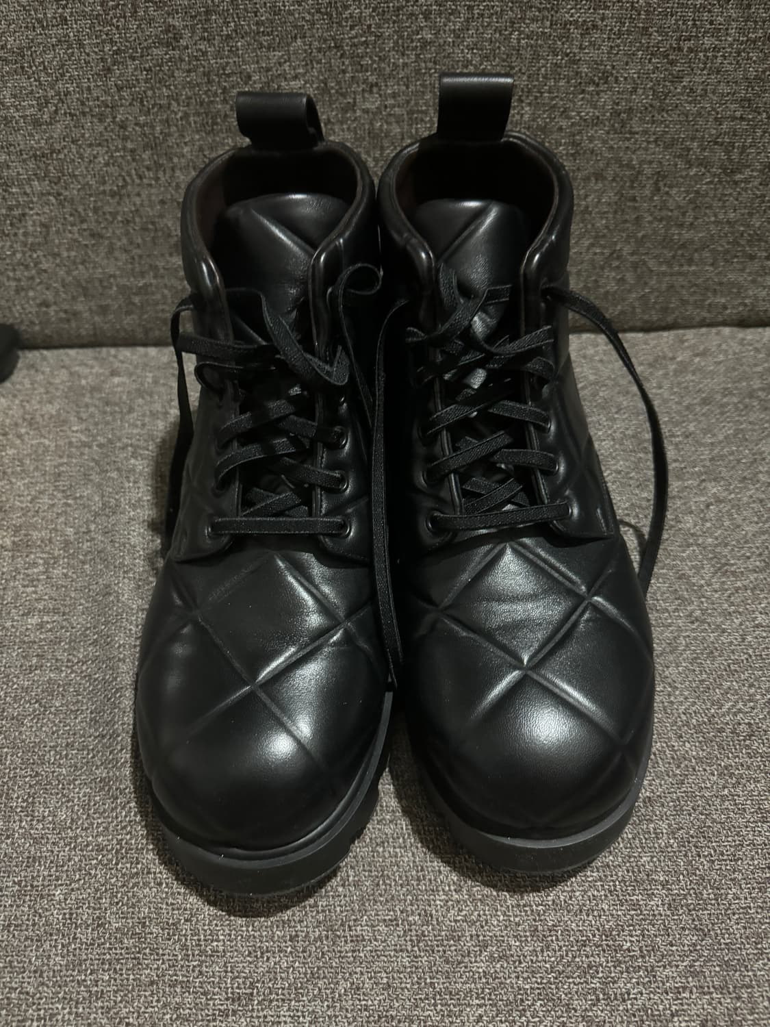 보테가베네타 퀄팅 스트러트 부츠 스니커즈 판매 상품이미지2