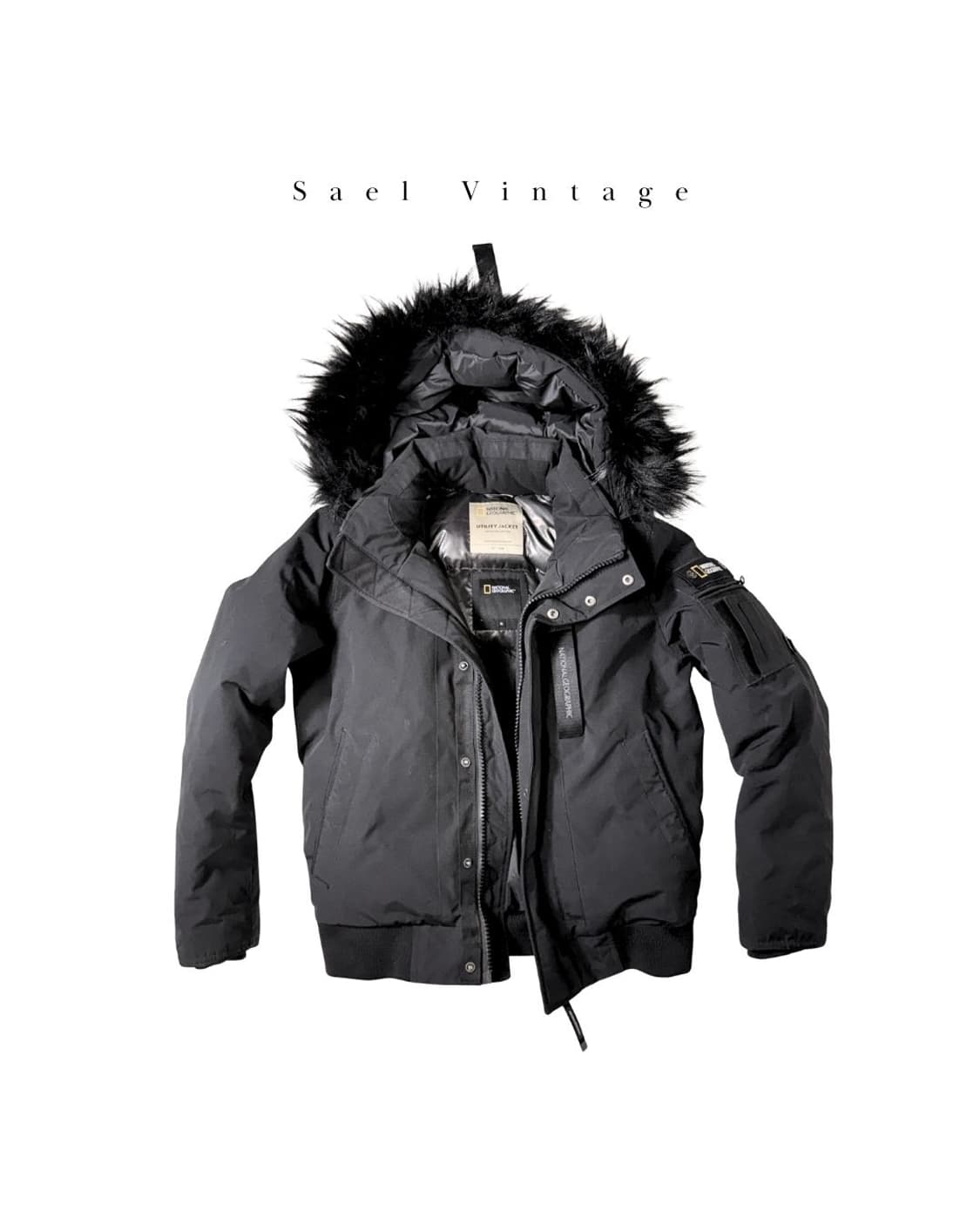 내셔널지오그래픽 타루가 숏 패딩 M 올블랙 상품이미지1