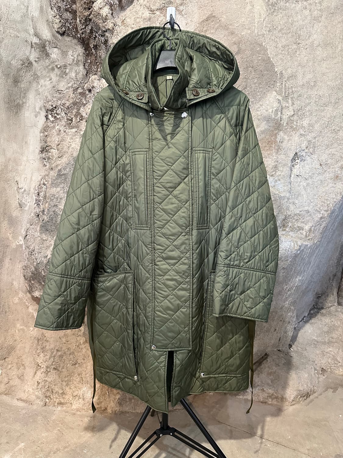 버버리 콜레레인 퀼팅 패딩 상품이미지1