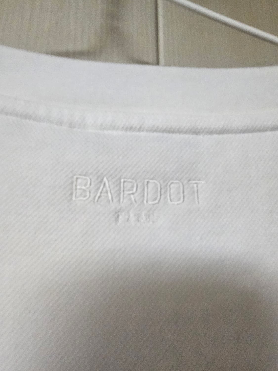 [새상품] Bardot 바르도 스웨트셔츠 상품이미지6