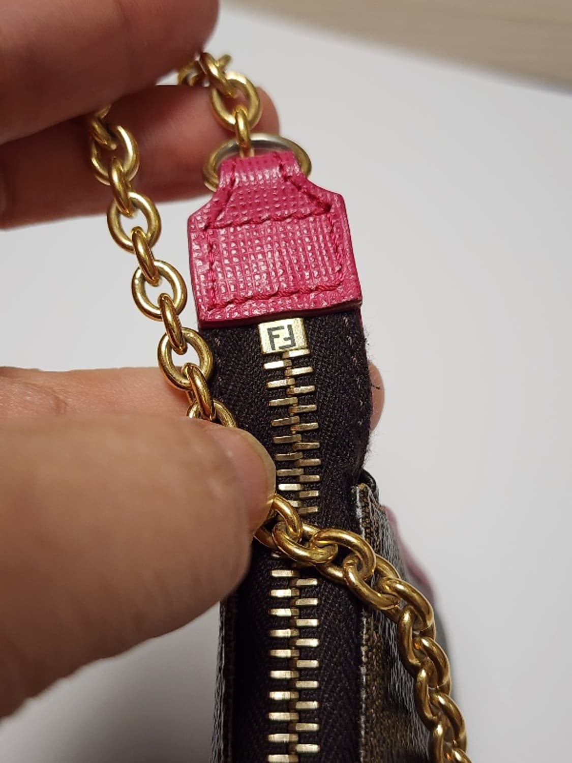 정품 펜디 FF 로고 바게트 미니 숄더백  상품이미지9