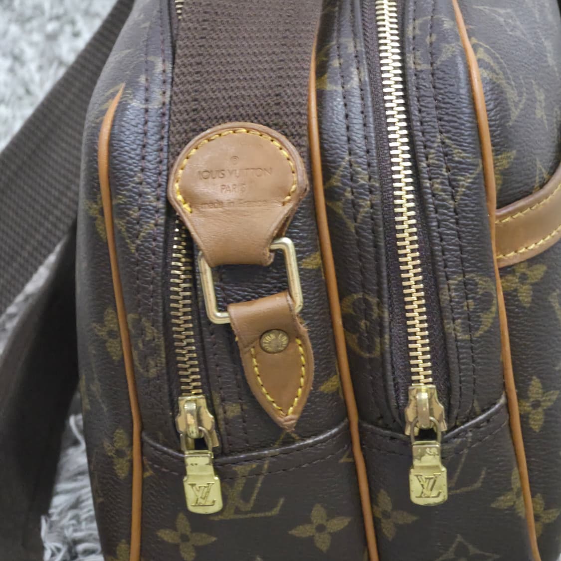 루이비통 모노그램 크로스백 숄더백 브라운 리포터 pm 상품이미지8