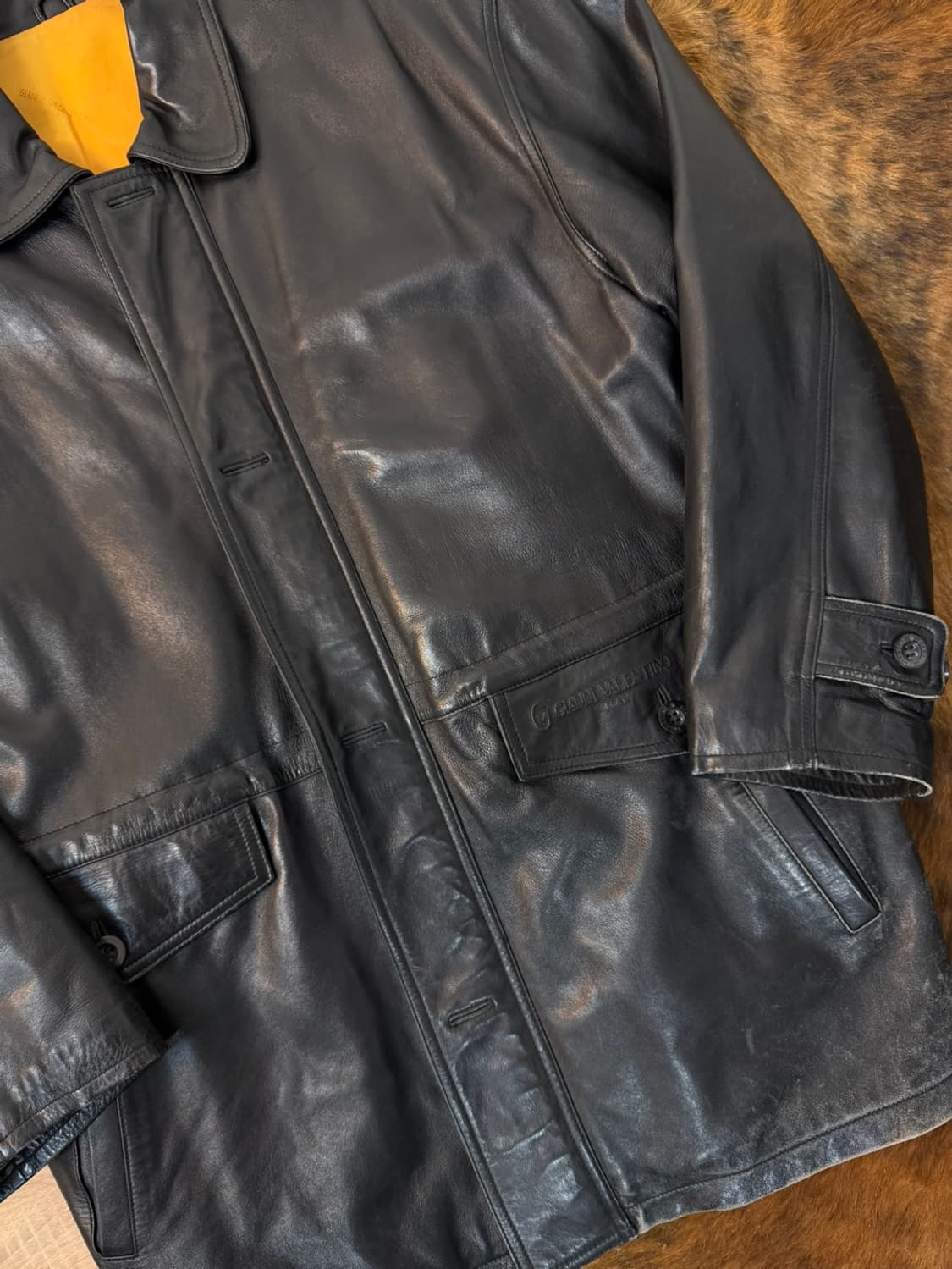 지아니 베르사체 양가죽 카 코트 상품이미지3