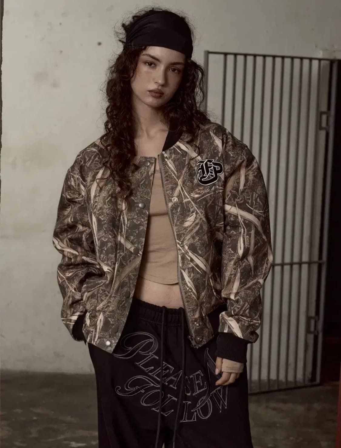 플리즈 노 팔로우 리얼트리 봄버 자켓  상품이미지1