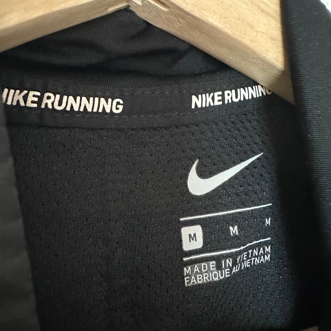 우먼M 나이키 러닝 바람막이 블랙 상품이미지3