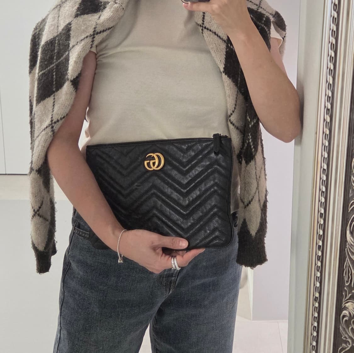 GUCCI 구찌 정품 마몽 클러치백 블랙 금장 쉐브론 레더파우치 상품이미지9