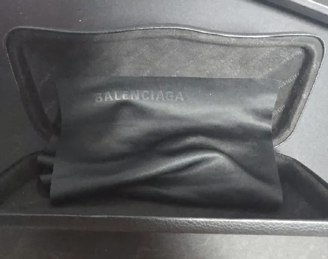 발렌시아가 로고 템플 선글라스 53사이즈 상품이미지6