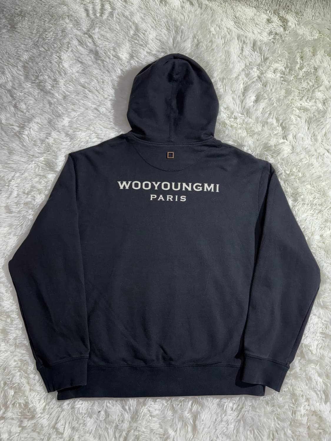 우영미 백로고 블랙 후드  상품이미지4