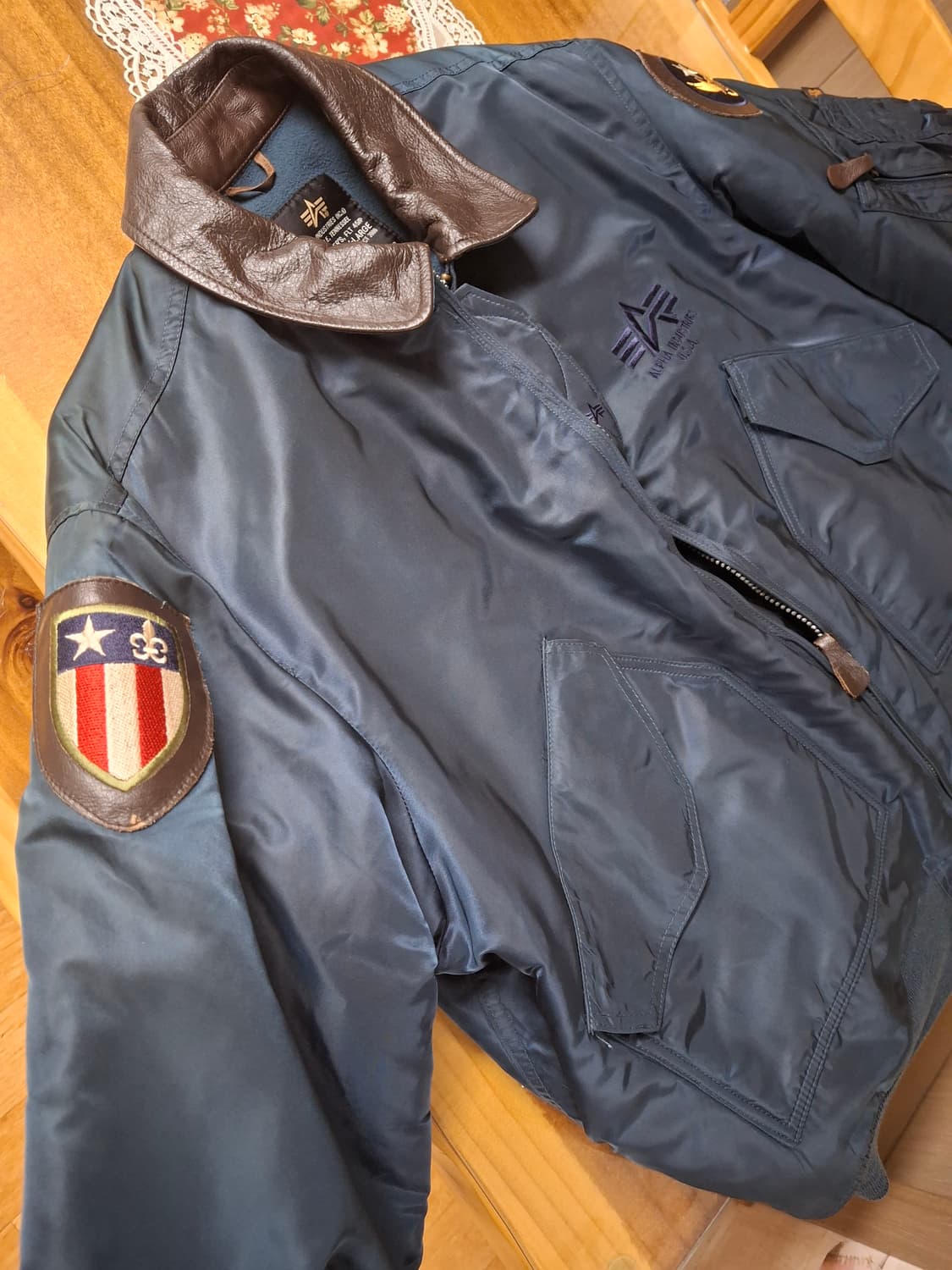 알파인더스트리 FLT45P 자켓 XL사이즈 판매합니다! 상품이미지4