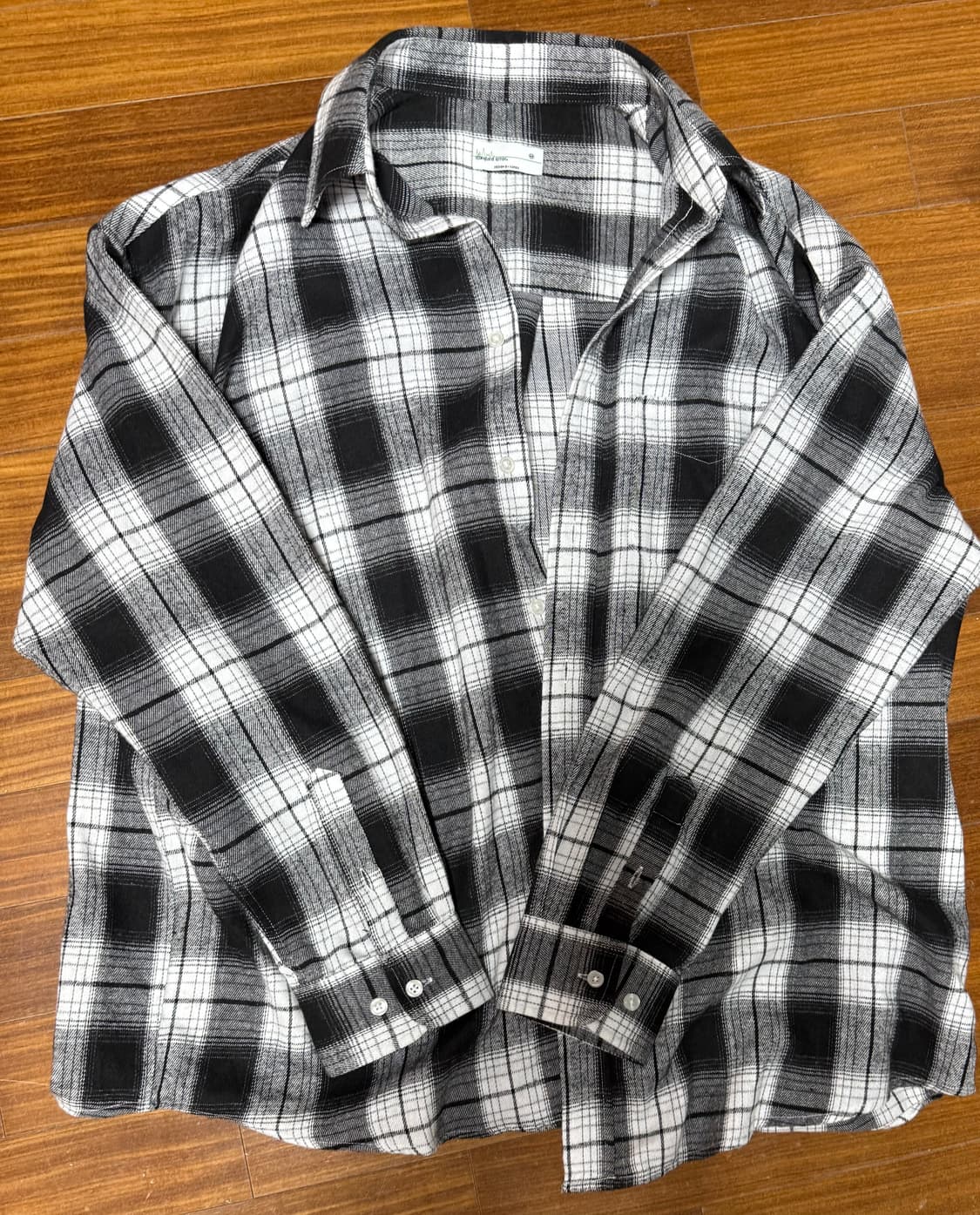 오버핏 긴팔 체크셔츠 상품이미지1