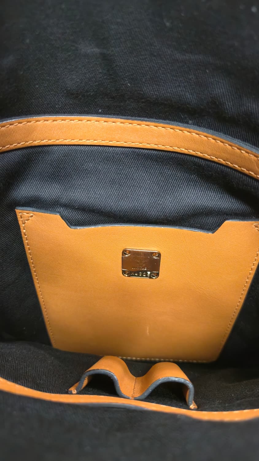 MCM 정품  비세토스 크로스백  메신저백 코냑 상품이미지9