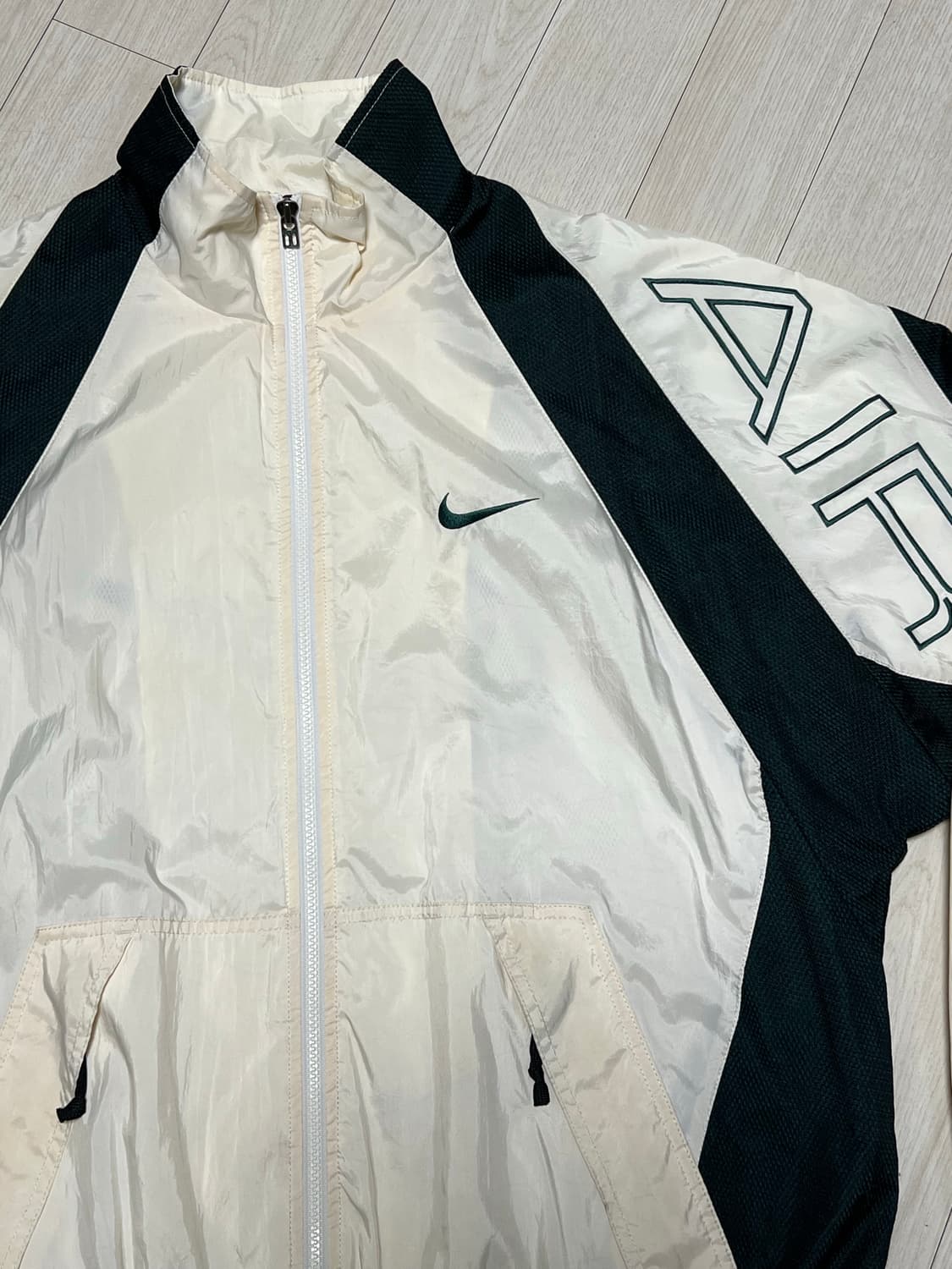 90s 나이키 빅스우시 윈드브레이커 트랙탑 L사이즈 상품이미지2