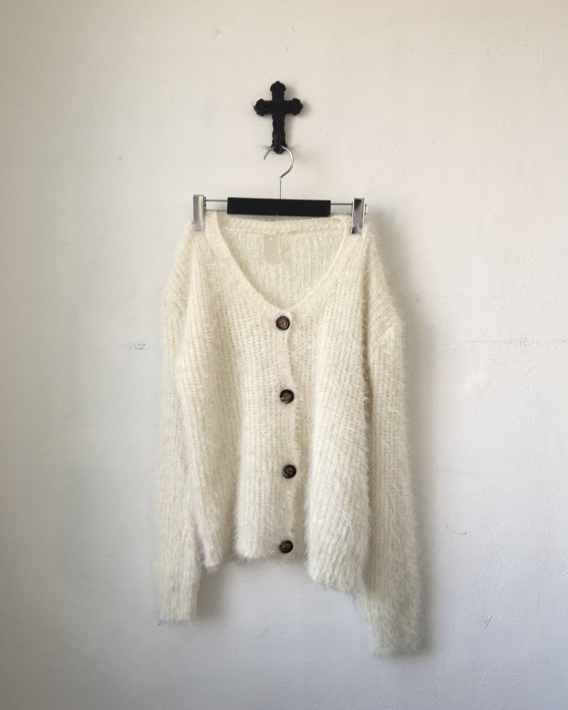 Fluffy knit cardigan 상품이미지2