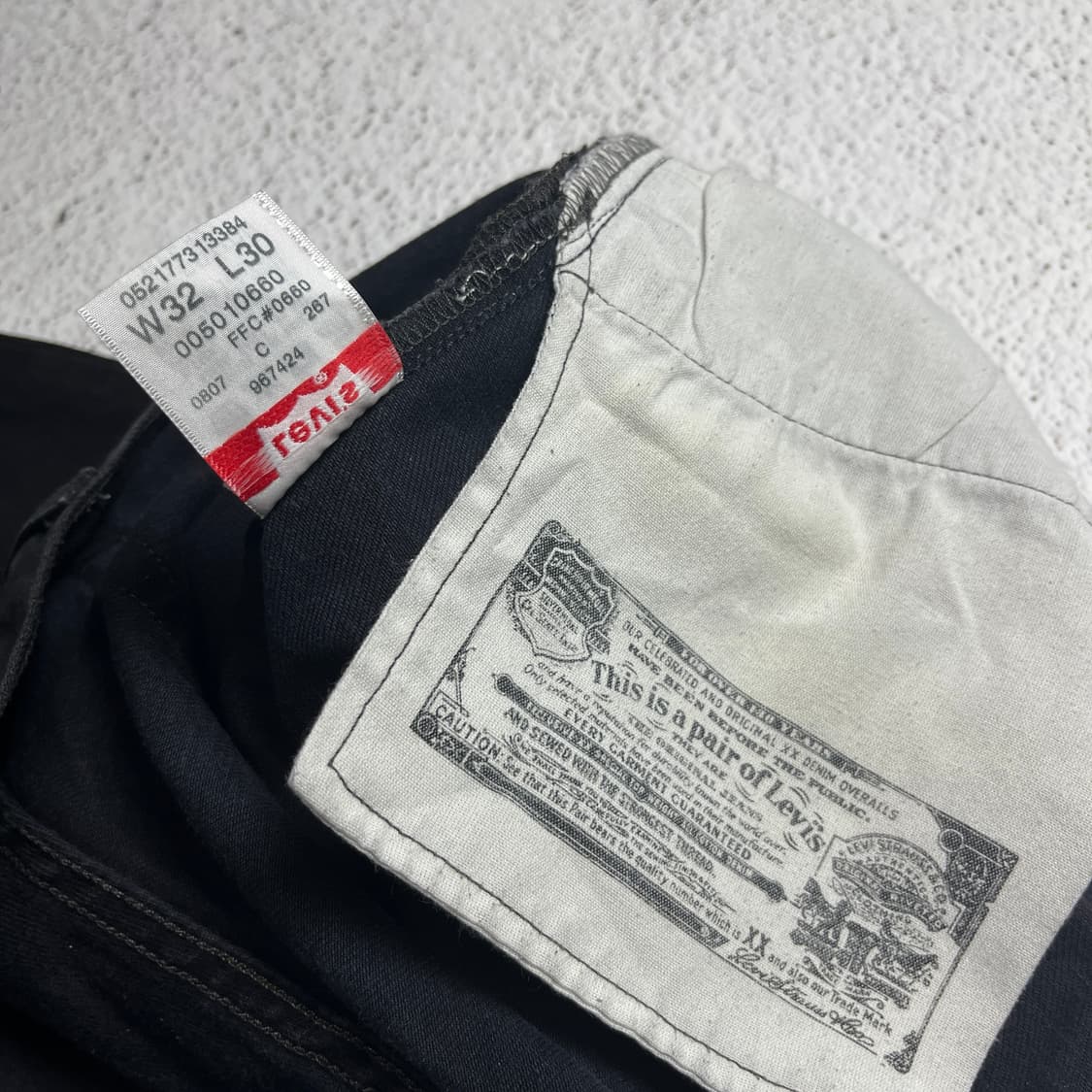 00s Levi's 501 Original Fit Black Jeans 상품이미지8