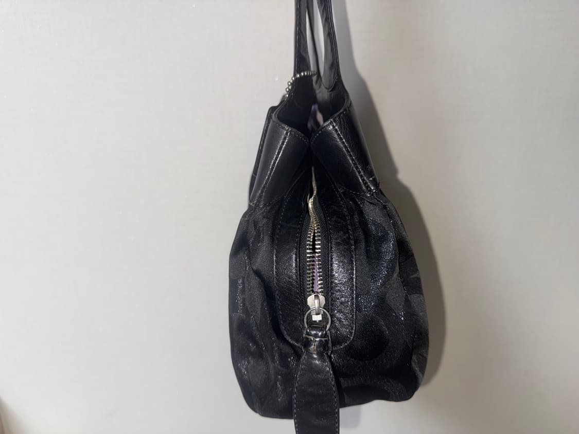 코치 블랙 숄더백 상품이미지4