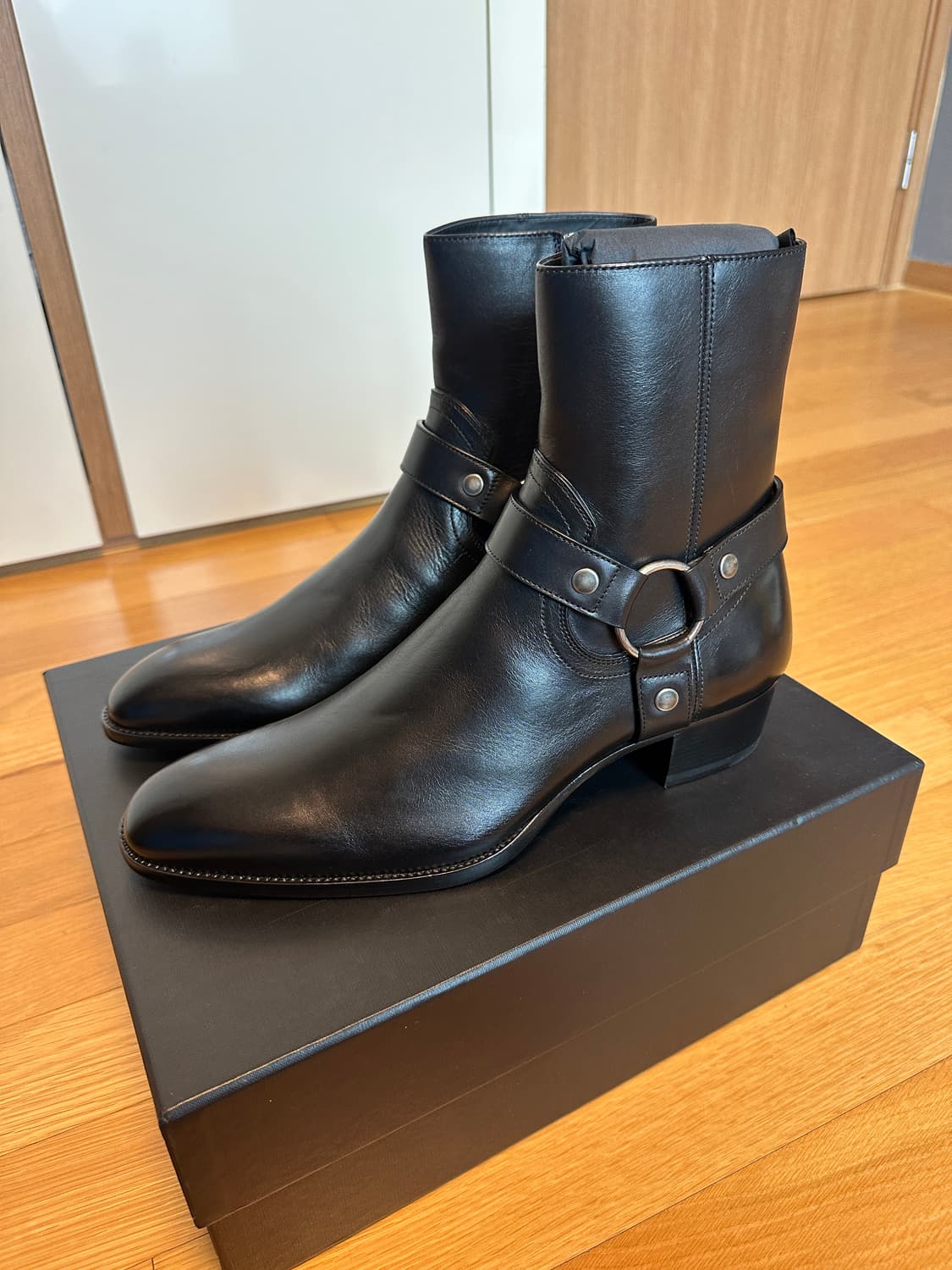 생로랑 하네스 부츠 44사이즈 상품이미지1