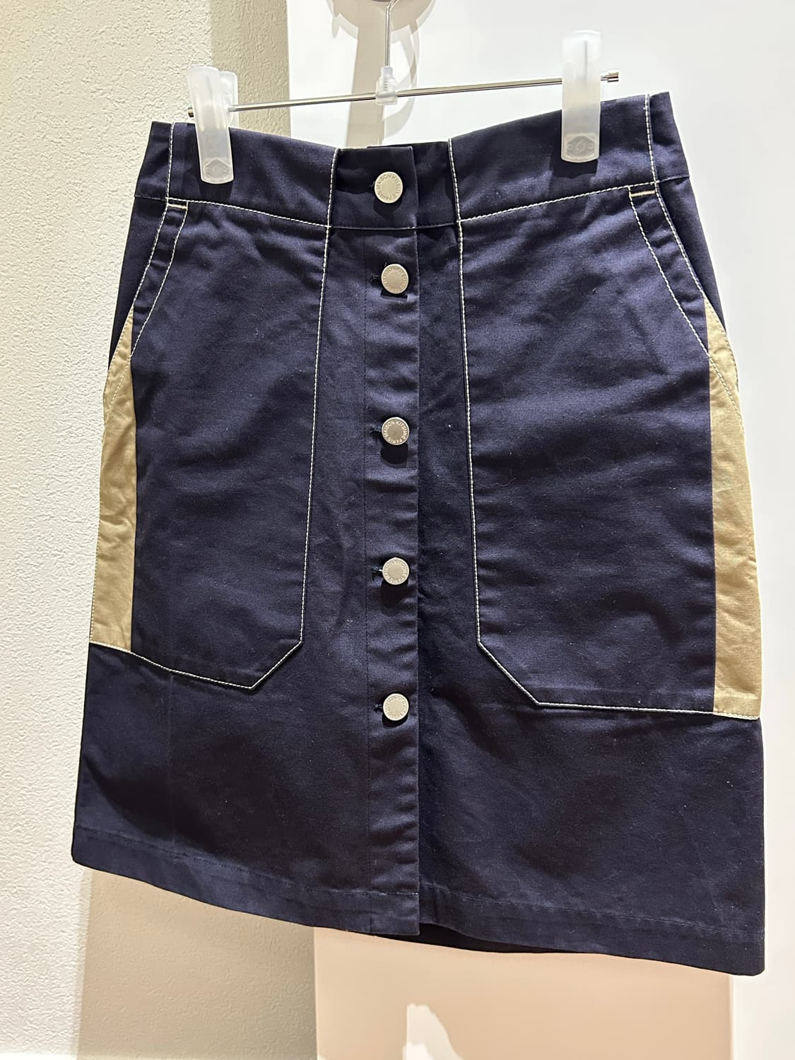 메종키츠네 네이비 스커트 36 상품이미지1